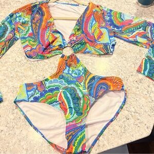 VENUS Colorful Paisley One Piece Swimsuit